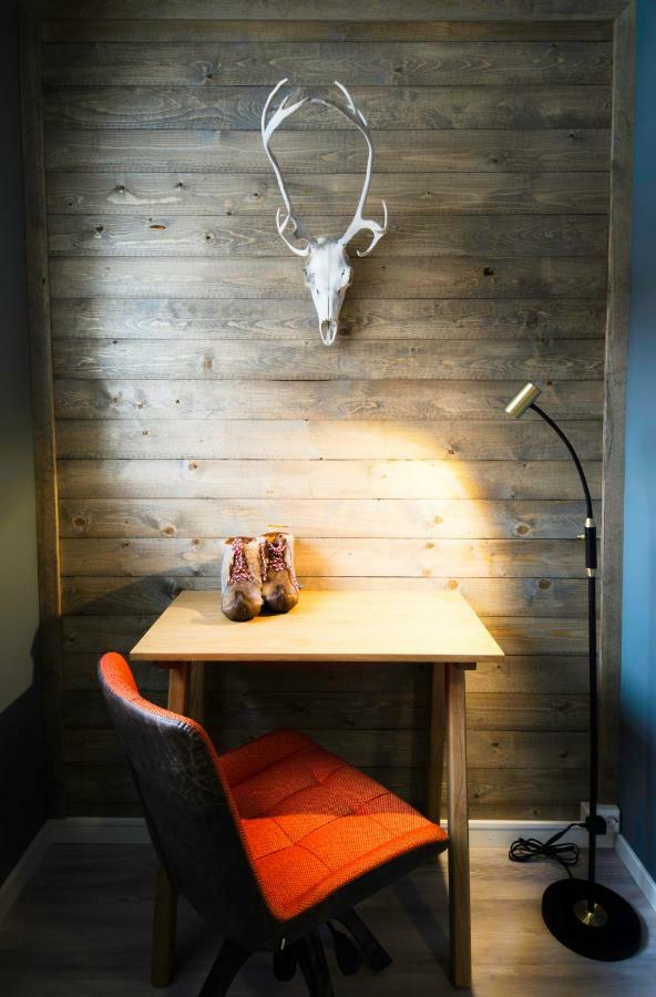 8 Seasons Hotel Varangerbotn エクステリア 写真