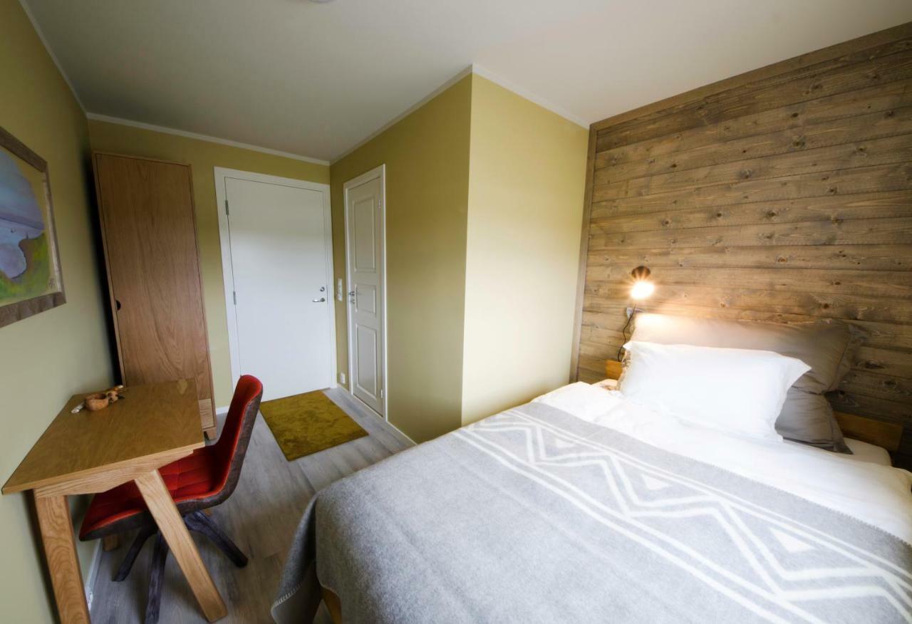 8 Seasons Hotel Varangerbotn エクステリア 写真